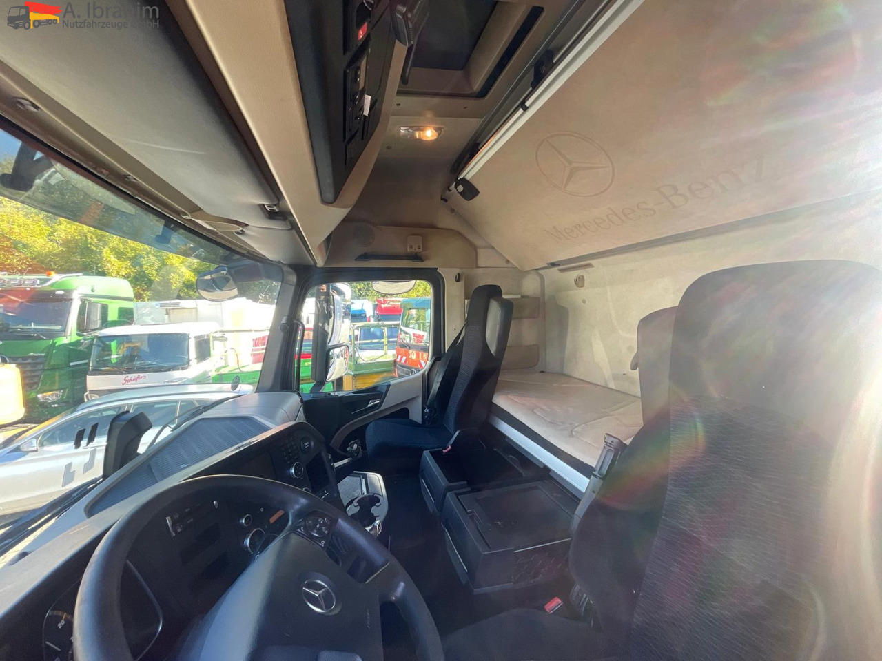 Mercedes-Benz 1842 LS Retarder Klima, Zustand gut, fehlerfrei deutsches Fahrzeug - Tractor head: gambar 4 Mercedes-Benz 1842 LS Retarder Klima, Zustand gut, fehlerfrei deutsches Fahrzeug - Tractor head: gambar 4