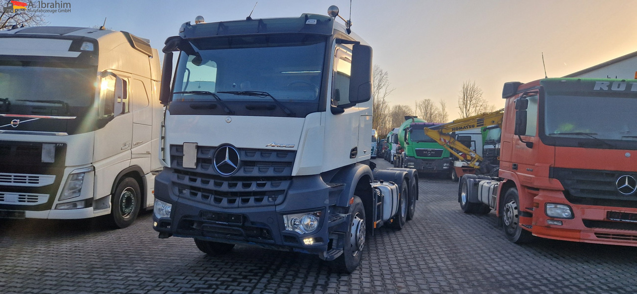 Tractor head Mercedes-Benz 2643 6x4, Blatt Luft, scheckheft Mercedes: gambar 8