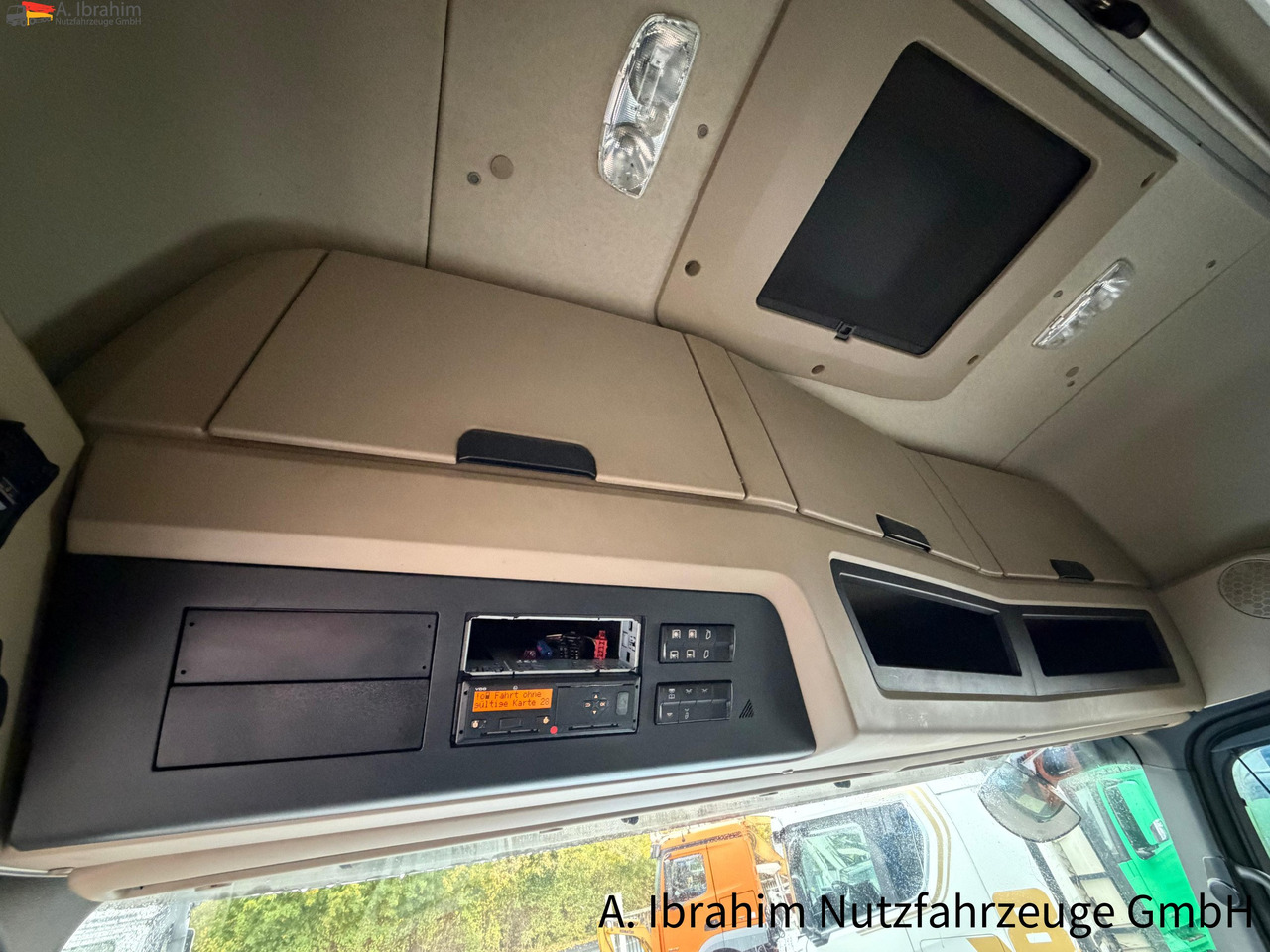 Mercedes-Benz Actros 1848 BigSpace | Retarder | Spoiler | Schubbodenhydraulik | 4x2 - Tractor head: gambar 2 Mercedes-Benz Actros 1848 BigSpace | Retarder | Spoiler | Schubbodenhydraulik | 4x2 - Tractor head: gambar 2