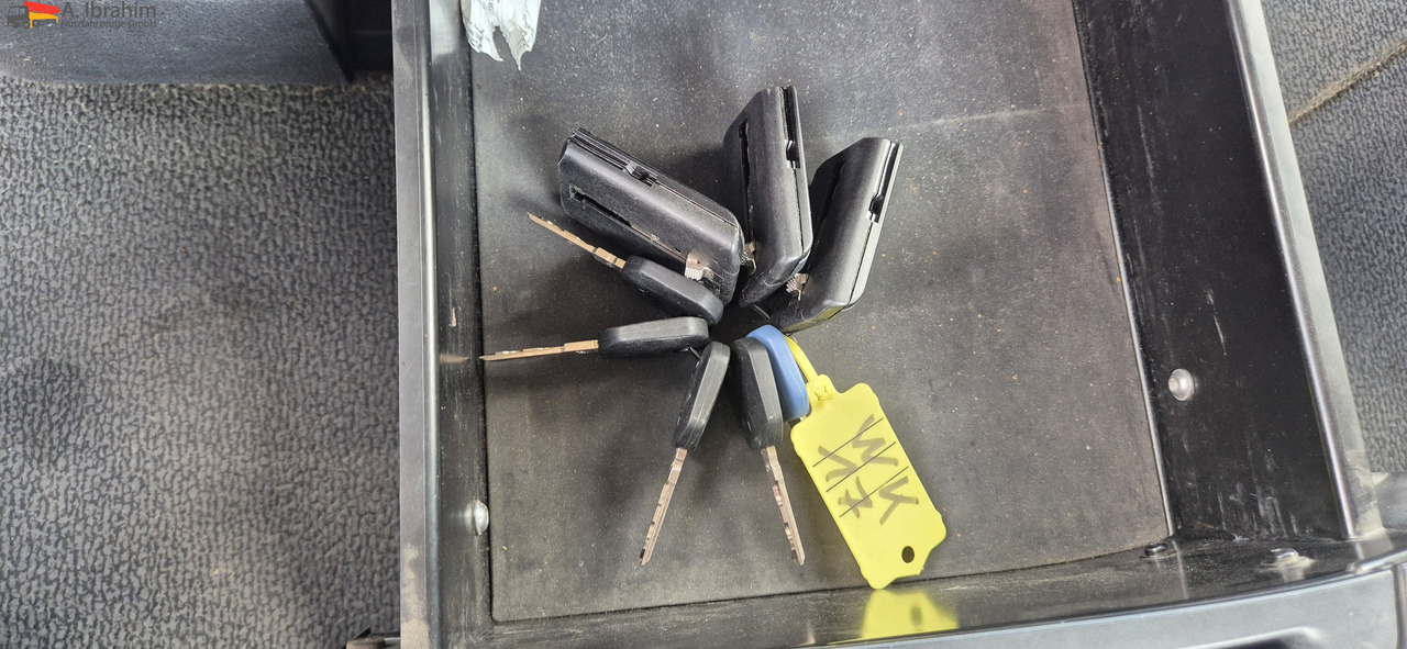 Mercedes-Benz DB 1842H 4x4 Hydrodrive Scheckheft bei Mercedes - Tractor head: gambar 4 Mercedes-Benz DB 1842H 4x4 Hydrodrive Scheckheft bei Mercedes - Tractor head: gambar 4