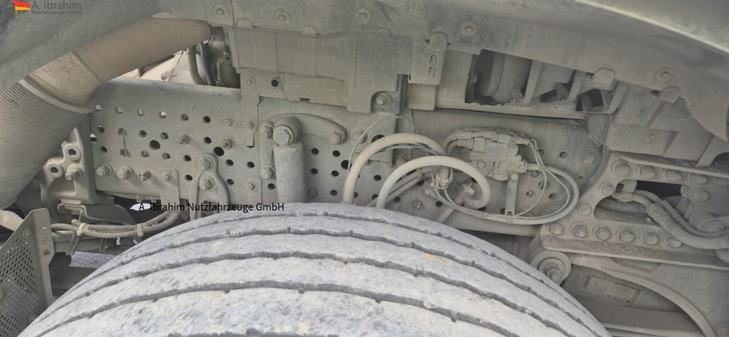 Mercedes-Benz DB 1842H 4x4 Hydrodrive Scheckheft bei Mercedes - Tractor head: gambar 4 Mercedes-Benz DB 1842H 4x4 Hydrodrive Scheckheft bei Mercedes - Tractor head: gambar 4