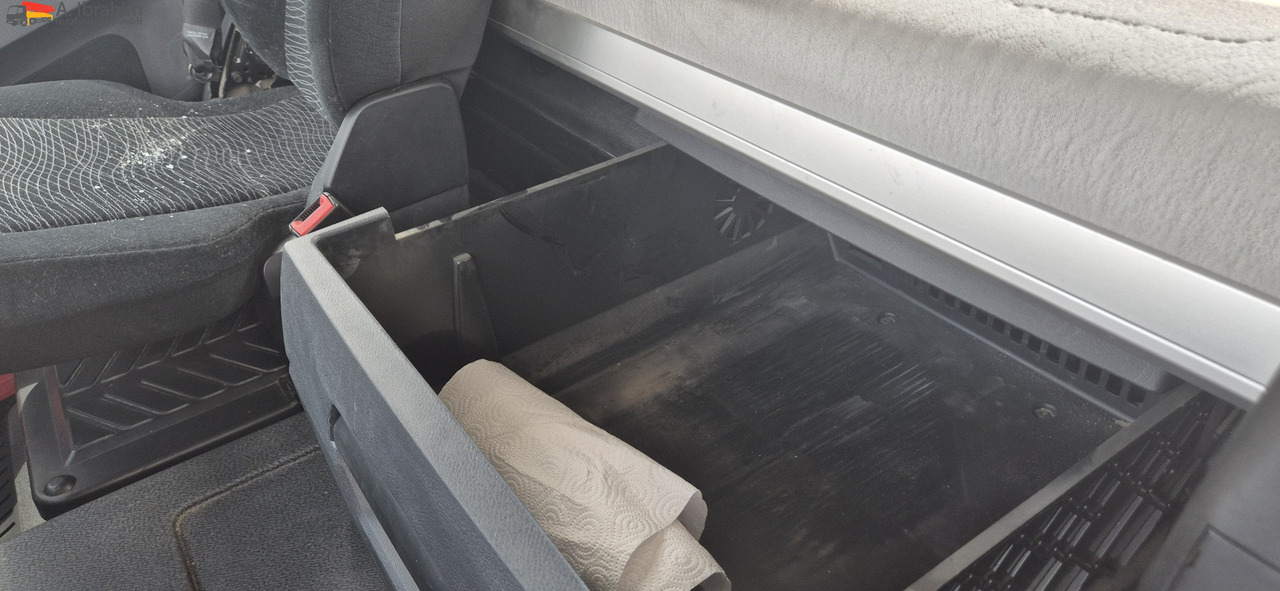 Mercedes-Benz DB 1842H 4x4 Hydrodrive Scheckheft bei Mercedes - Tractor head: gambar 3 Mercedes-Benz DB 1842H 4x4 Hydrodrive Scheckheft bei Mercedes - Tractor head: gambar 3