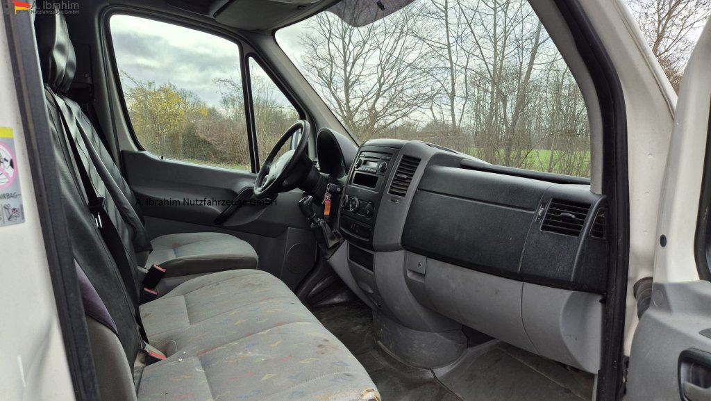 VW Crafter 2.5 Diesel Zahnriemen, Wasserpumpe (neu) - Van panel: gambar 3 VW Crafter 2.5 Diesel Zahnriemen, Wasserpumpe (neu) - Van panel: gambar 3