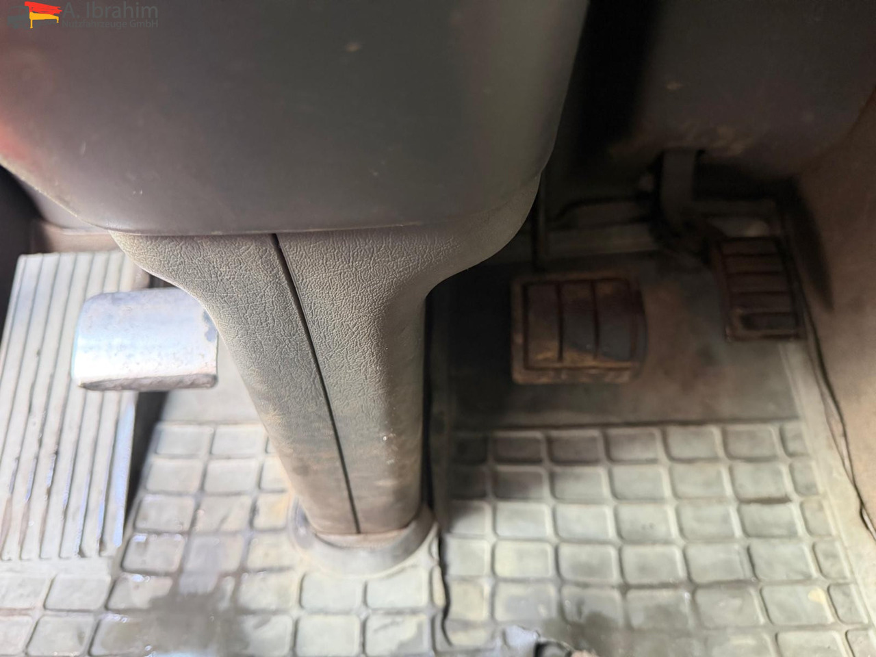 Volvo FH12-420 8x2 Fahrzeugpapiere Schweiz - Hook lift: gambar 2 Volvo FH12-420 8x2 Fahrzeugpapiere Schweiz - Hook lift: gambar 2