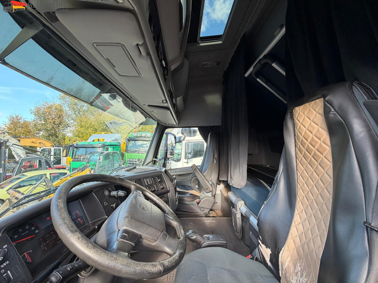 Volvo FH500 Meiller RK 20.70 | Lift-Lenkachse | 6x2 | Globetrotter - Hook lift: gambar 2 Volvo FH500 Meiller RK 20.70 | Lift-Lenkachse | 6x2 | Globetrotter - Hook lift: gambar 2