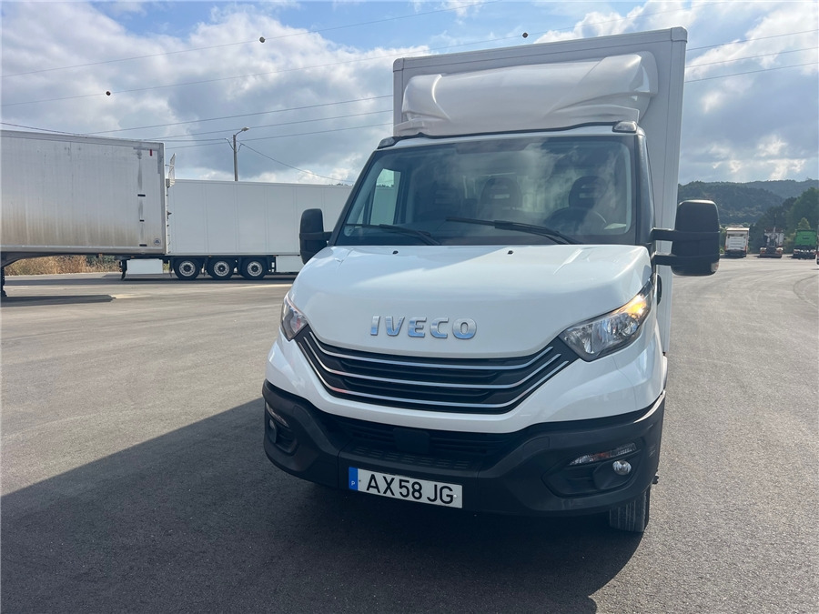 Iveco 35C16HA8 - Van box: gambar 2 Iveco 35C16HA8 - Van box: gambar 2