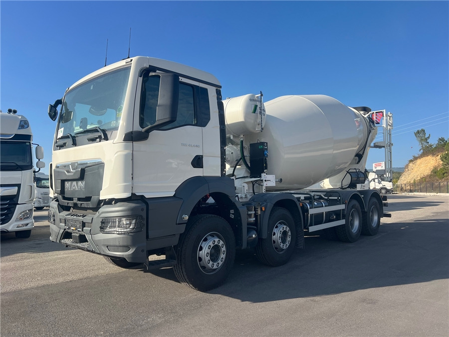 MAN TGS 41.440 - Truk pengaduk beton: gambar 3 MAN TGS 41.440 - Truk pengaduk beton: gambar 3