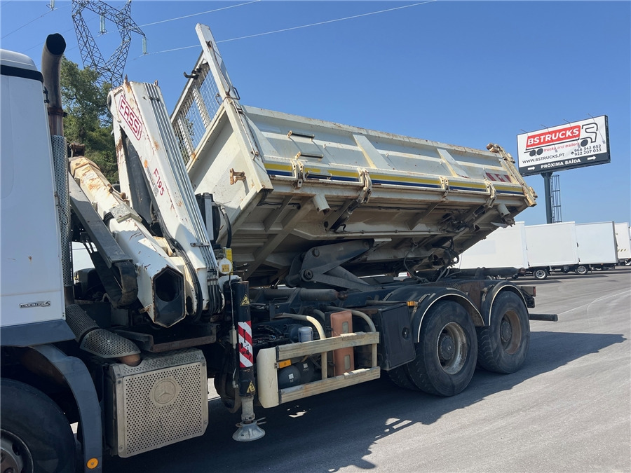 MERCEDES-BENZ ACTROS 2636 - Truk jungkit: gambar 4 MERCEDES-BENZ ACTROS 2636 - Truk jungkit: gambar 4
