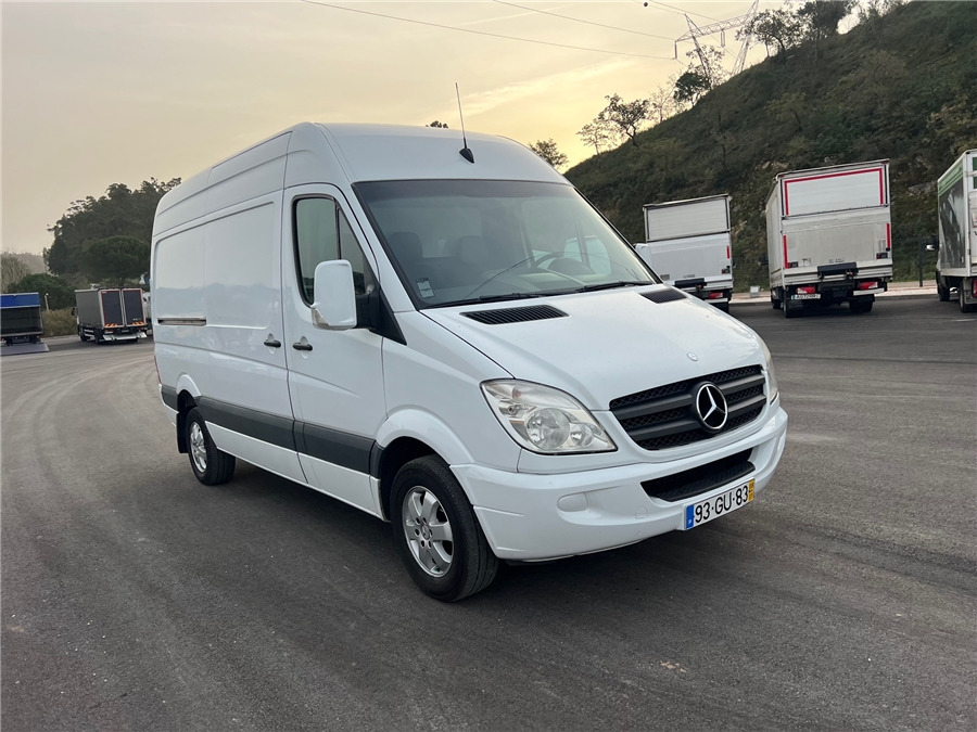 MERCEDES-BENZ SPRINTER 315CDI - Van panel: gambar 3 MERCEDES-BENZ SPRINTER 315CDI - Van panel: gambar 3