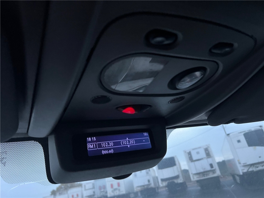 Van berpendingin Renault Master: gambar 9