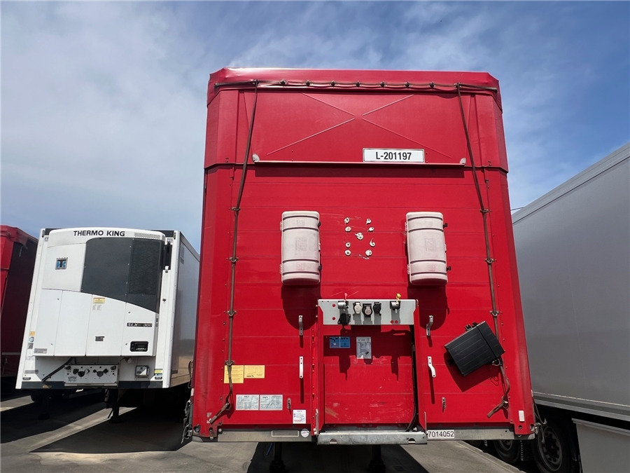 SCHMITZ CARGOBULL SCB-S3T TETO ELEVAR - Semi-trailer dengan terpal samping: gambar 3 SCHMITZ CARGOBULL SCB-S3T TETO ELEVAR - Semi-trailer dengan terpal samping: gambar 3