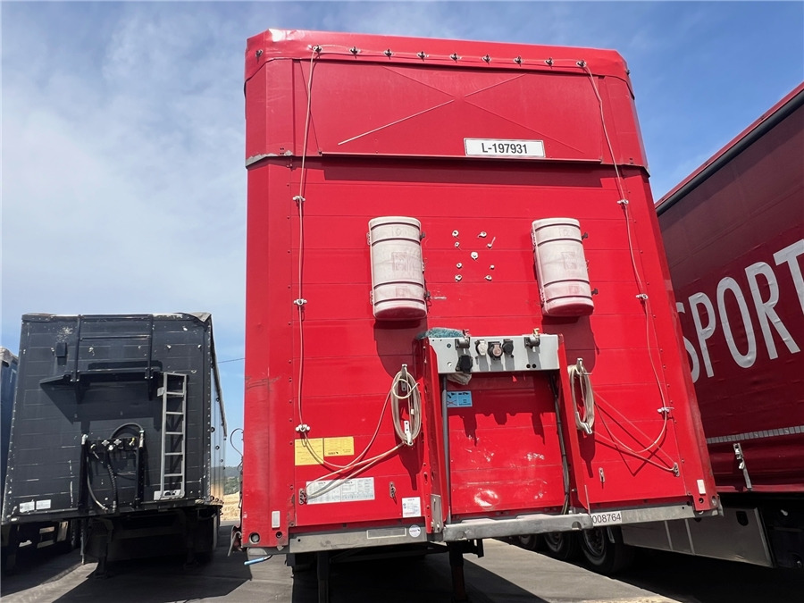 SCHMITZ CARGOBULL SCB-S3T TETO ELEVAR - Semi-trailer dengan terpal samping: gambar 3 SCHMITZ CARGOBULL SCB-S3T TETO ELEVAR - Semi-trailer dengan terpal samping: gambar 3