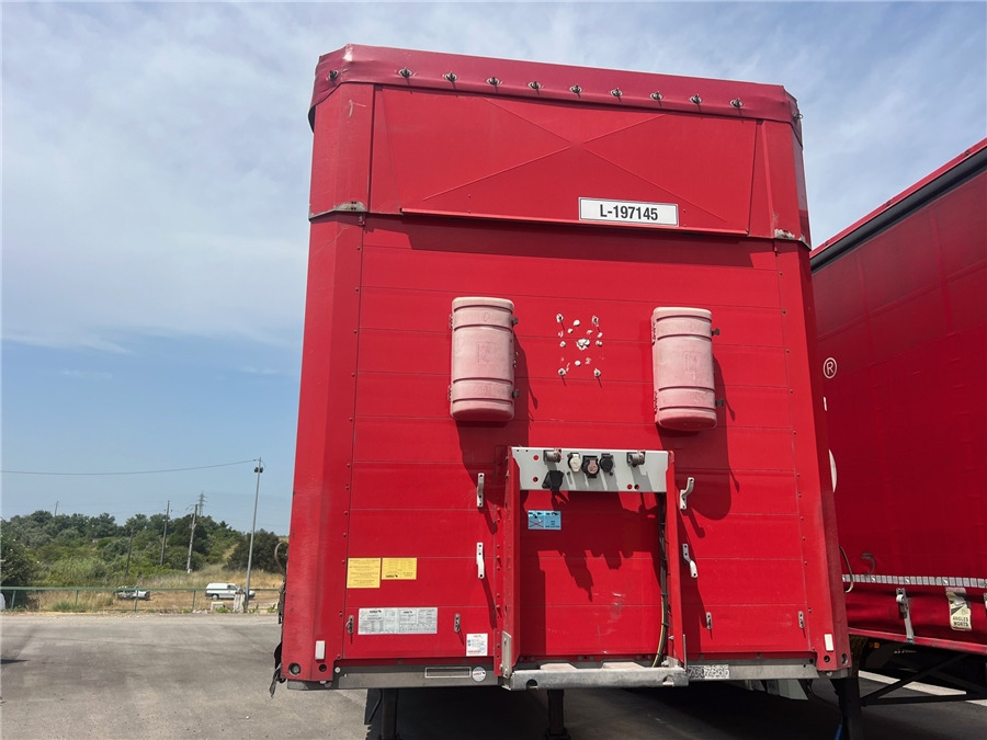 SCHMITZ CARGOBULL SCB-S3T TETO ELEVAR - Semi-trailer dengan terpal samping: gambar 3 SCHMITZ CARGOBULL SCB-S3T TETO ELEVAR - Semi-trailer dengan terpal samping: gambar 3