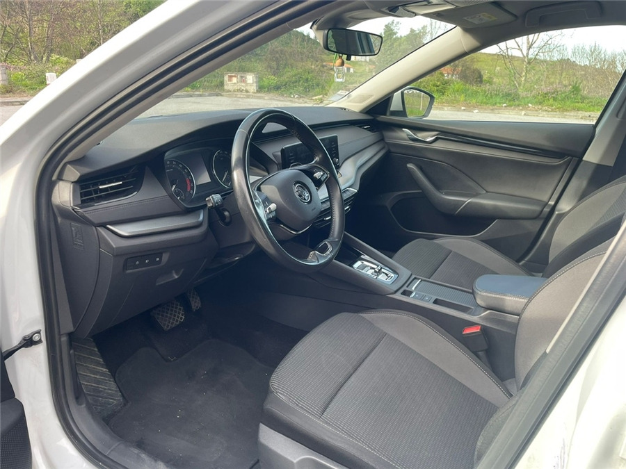 SKODA OCTAVIA - Mobil: gambar 5 SKODA OCTAVIA - Mobil: gambar 5