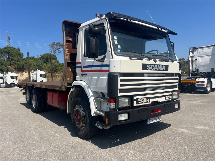 Scania 93h - Truk flatbed: gambar 3 Scania 93h - Truk flatbed: gambar 3