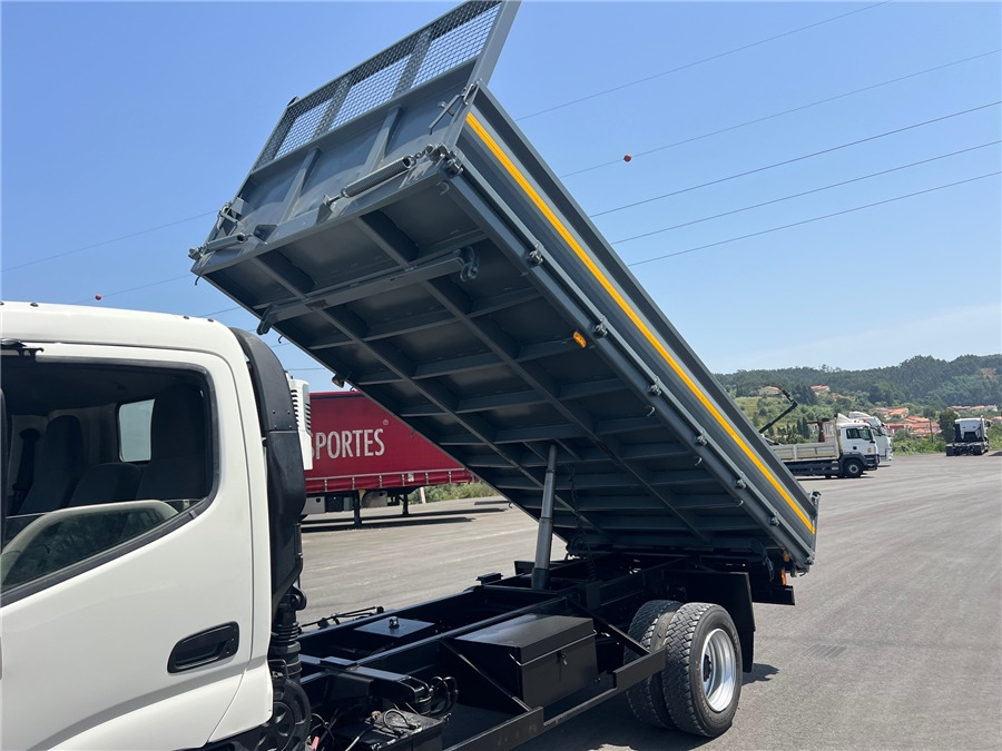 Truk jungkit TOYOTA DYNA: gambar 11