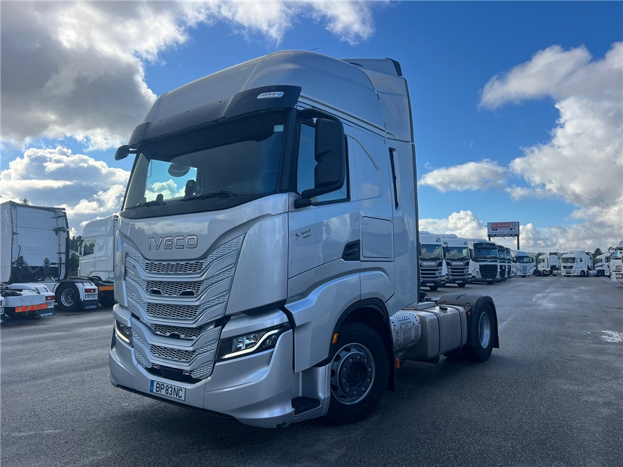 Iveco S-WAY 500 - Tractor head: gambar 1 Iveco S-WAY 500 - Tractor head: gambar 1