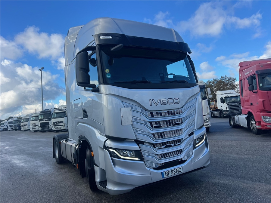 Iveco S-WAY 500 - Tractor head: gambar 3 Iveco S-WAY 500 - Tractor head: gambar 3