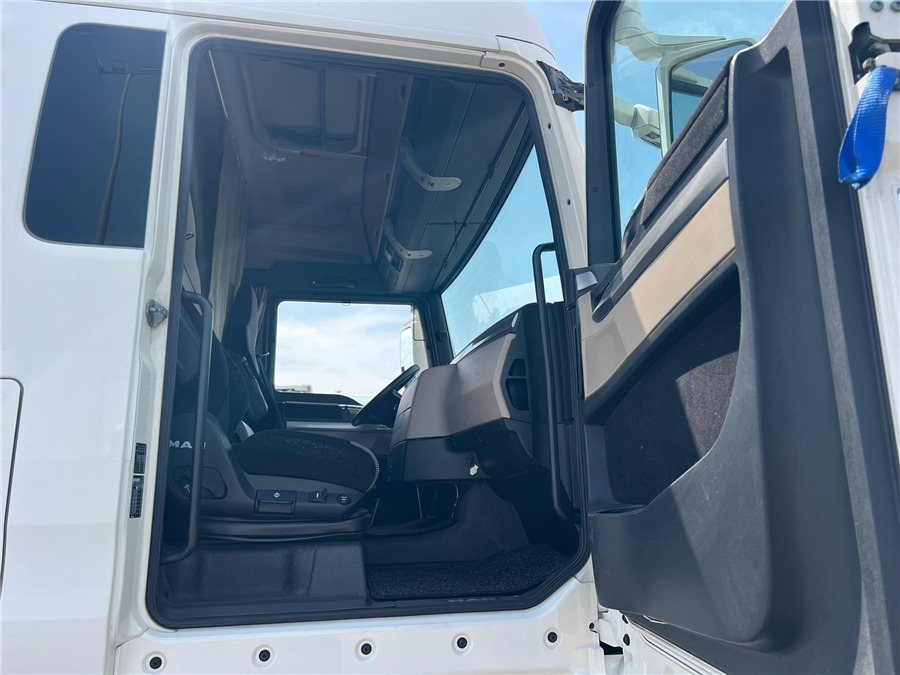 Tractor head MAN TGX 18.460: gambar 12