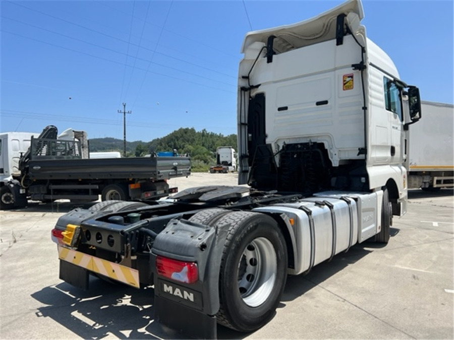 MAN TGX 18.460 - Tractor head: gambar 3 MAN TGX 18.460 - Tractor head: gambar 3