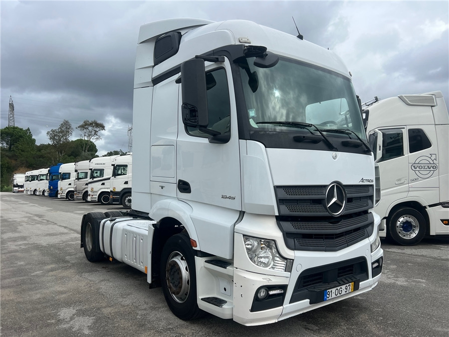 MERCEDES-BENZ ACTROS 1845 LS - Tractor head: gambar 1 MERCEDES-BENZ ACTROS 1845 LS - Tractor head: gambar 1