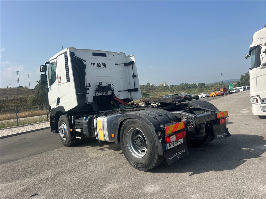 Renault C 460 - Tractor head: gambar 5 Renault C 460 - Tractor head: gambar 5