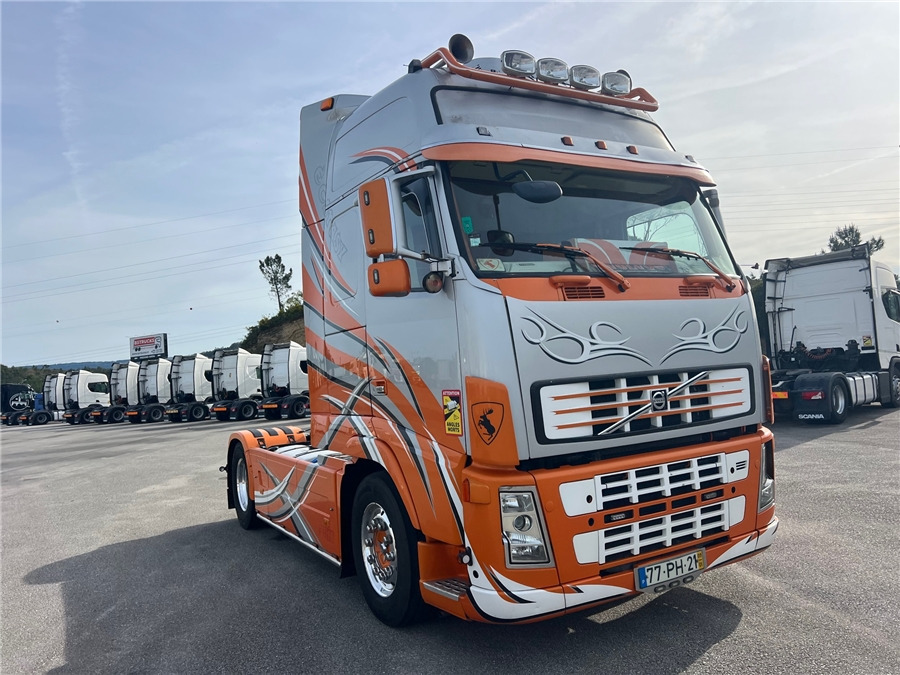 Volvo FH 16 - Tractor head: gambar 3 Volvo FH 16 - Tractor head: gambar 3