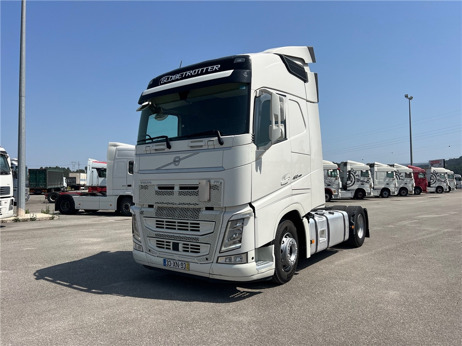 Volvo FH 460 /RETARDER - Tractor head: gambar 1 Volvo FH 460 /RETARDER - Tractor head: gambar 1