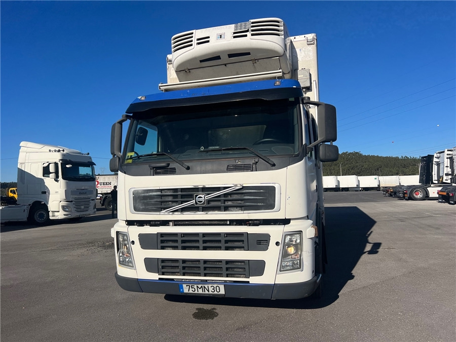 Volvo FM 9 - Truk berpendingin: gambar 2 Volvo FM 9 - Truk berpendingin: gambar 2