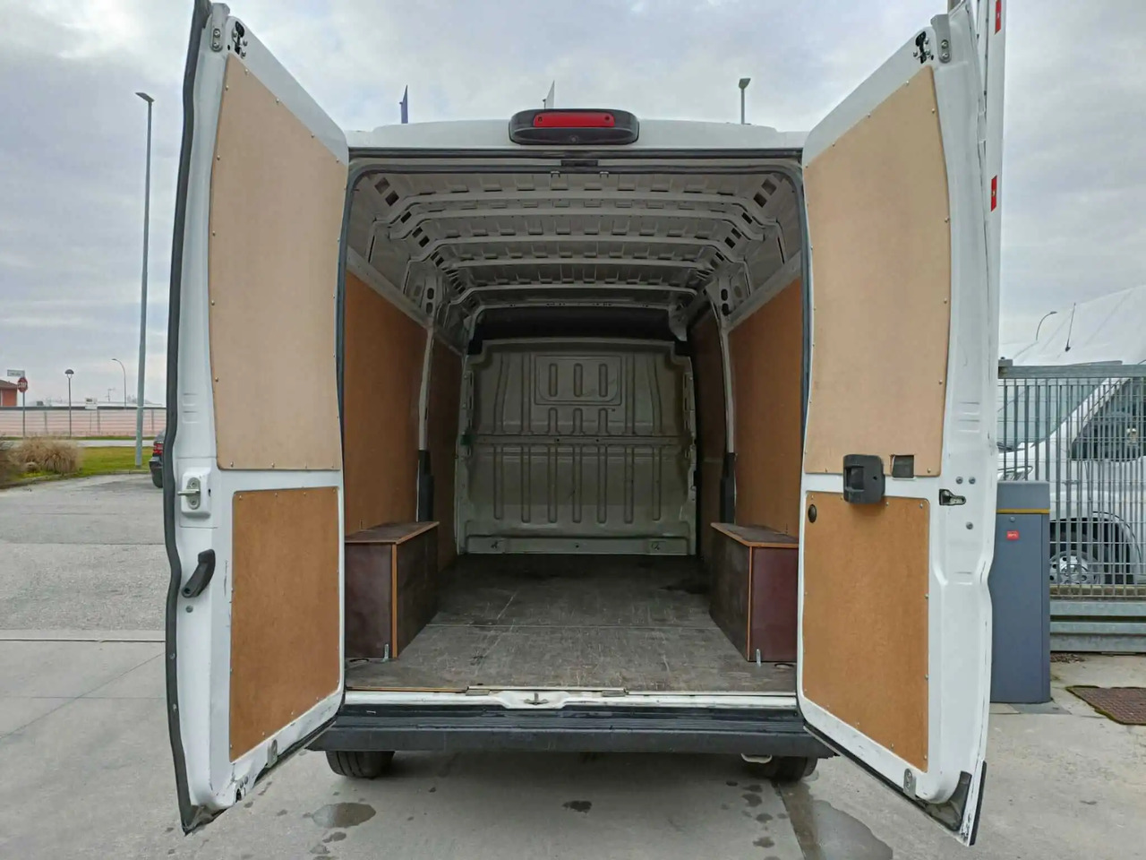 FIAT DUCATO 35 MAXI L3H2 - Van panel: gambar 3 FIAT DUCATO 35 MAXI L3H2 - Van panel: gambar 3