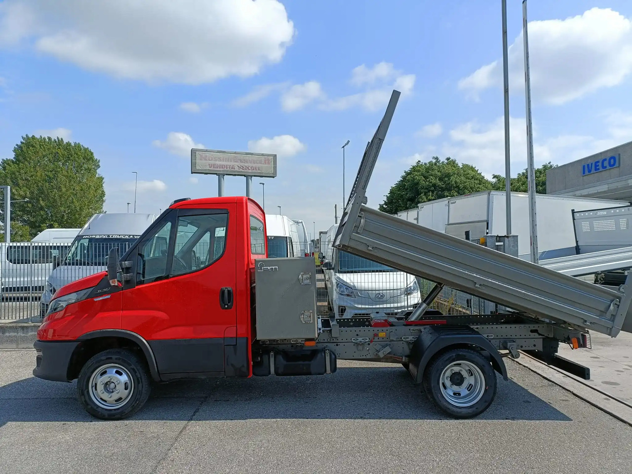 IVECO DAILY 35C12 RIBALTABILE - Van jungkit: gambar 2 IVECO DAILY 35C12 RIBALTABILE - Van jungkit: gambar 2