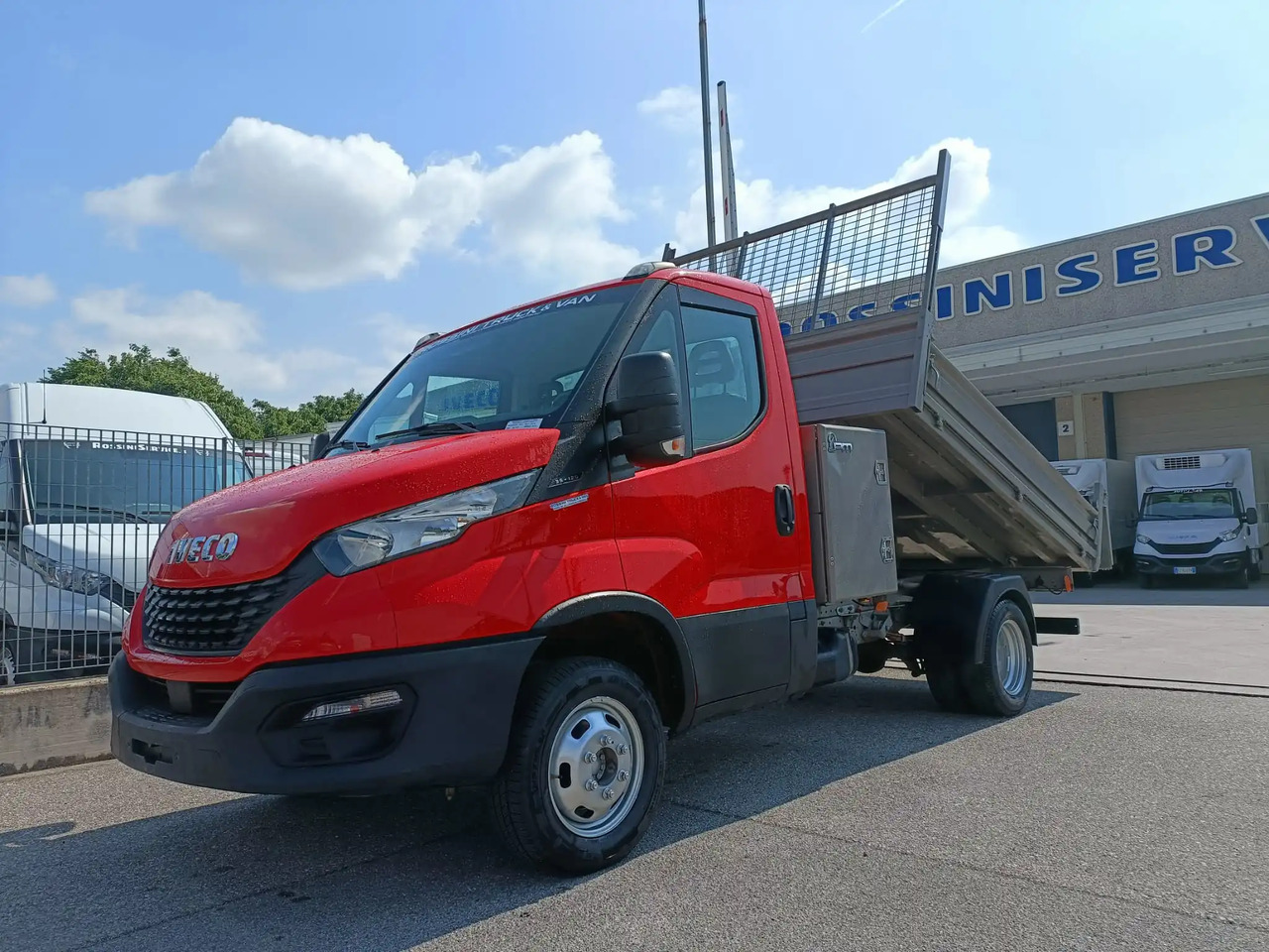 IVECO DAILY 35C12 RIBALTABILE - Van jungkit: gambar 3 IVECO DAILY 35C12 RIBALTABILE - Van jungkit: gambar 3