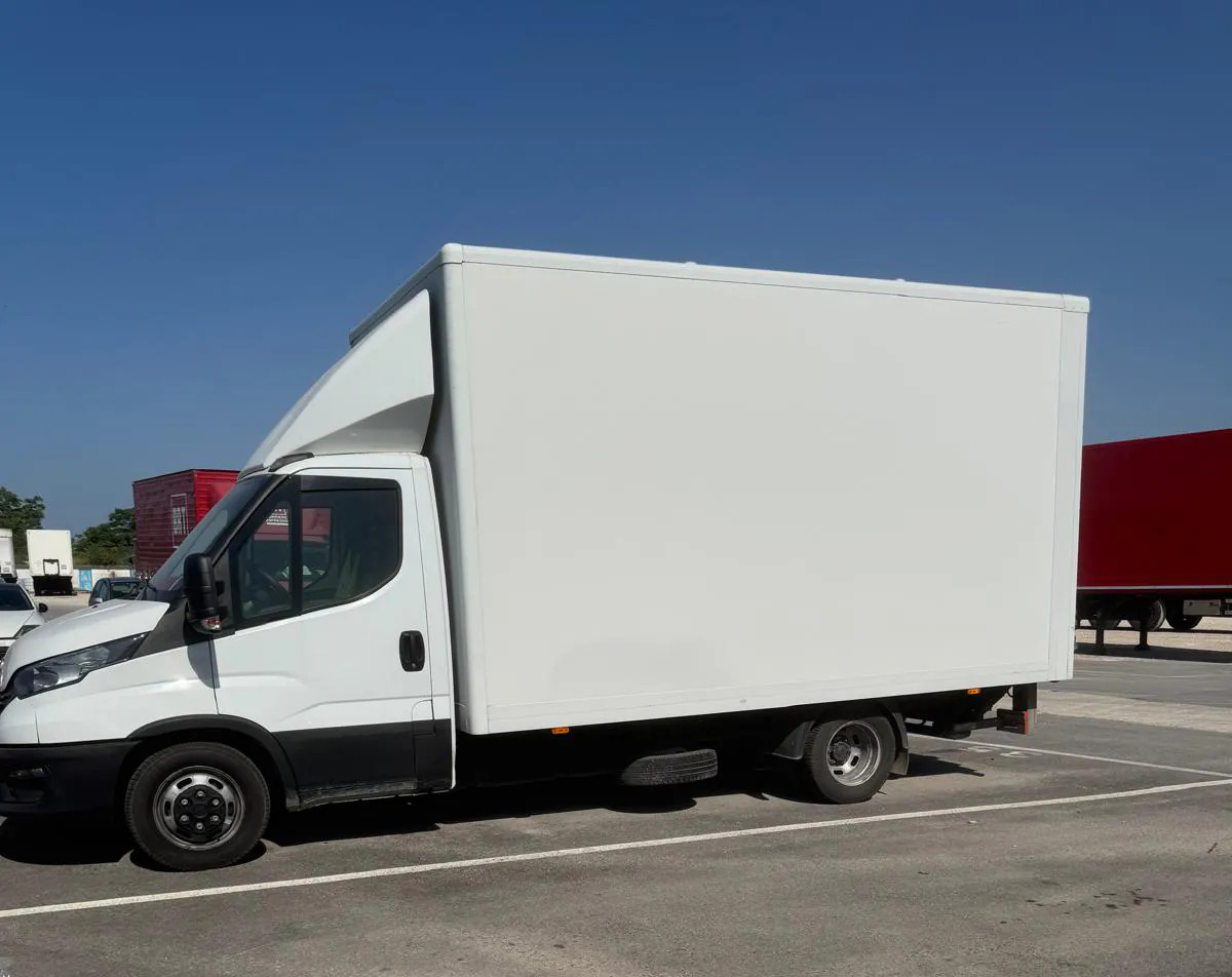 IVECO DAILY 35C14 - Van box: gambar 1 IVECO DAILY 35C14 - Van box: gambar 1
