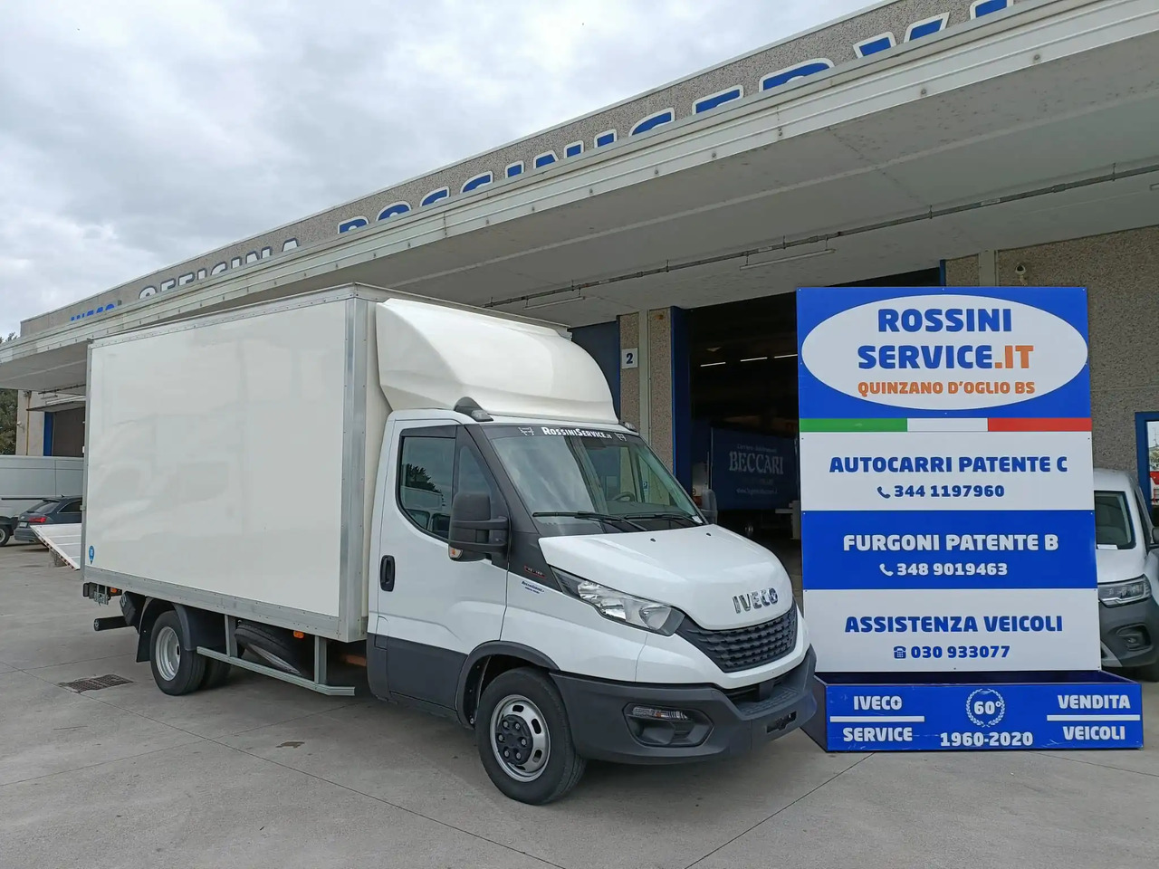 IVECO DAILY 35C16 3.0 - Van box: gambar 1 IVECO DAILY 35C16 3.0 - Van box: gambar 1