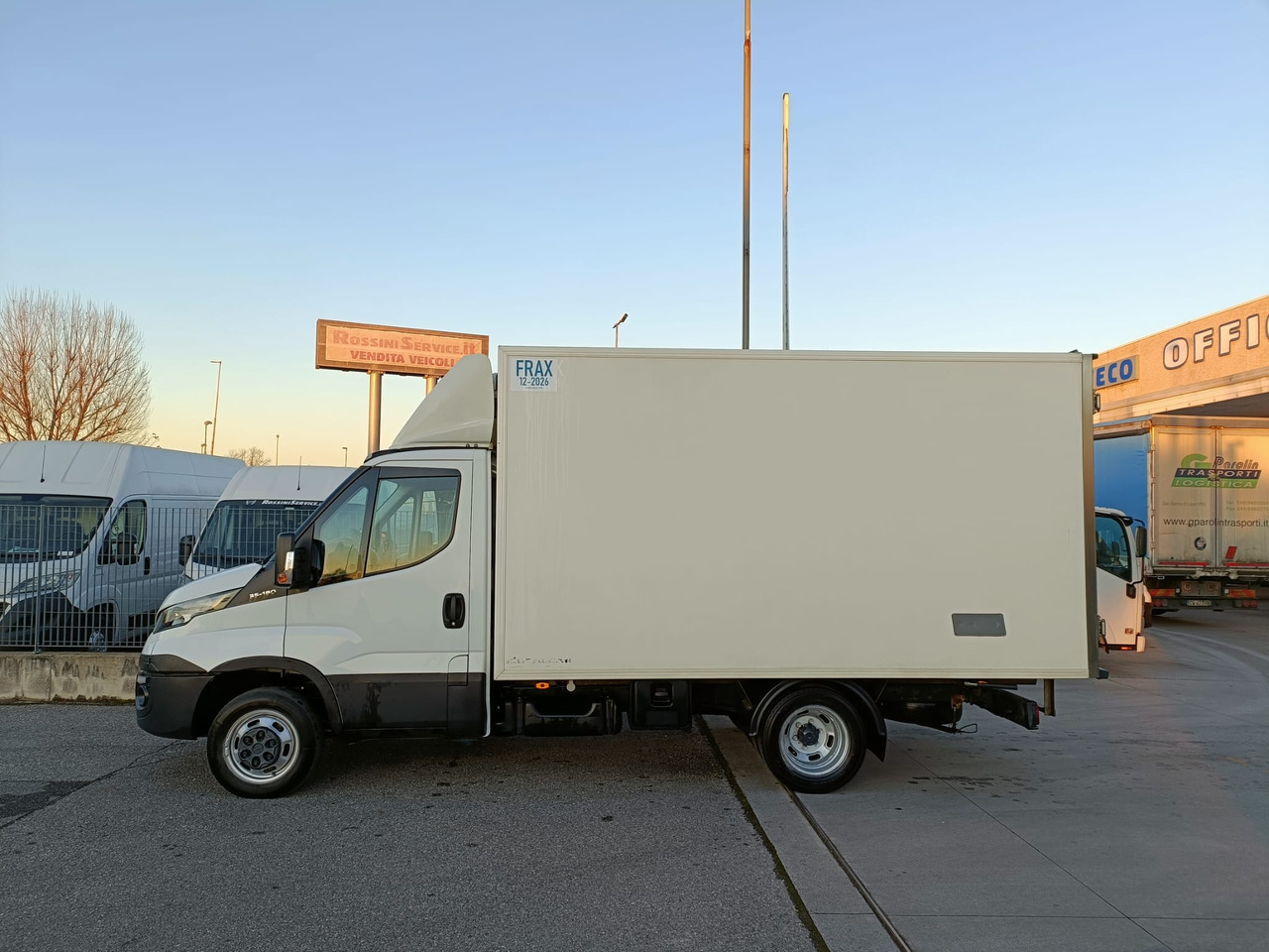 IVECO DAILY 35C18 FRIGO FRCX 3.0 - Van berpendingin: gambar 5 IVECO DAILY 35C18 FRIGO FRCX 3.0 - Van berpendingin: gambar 5