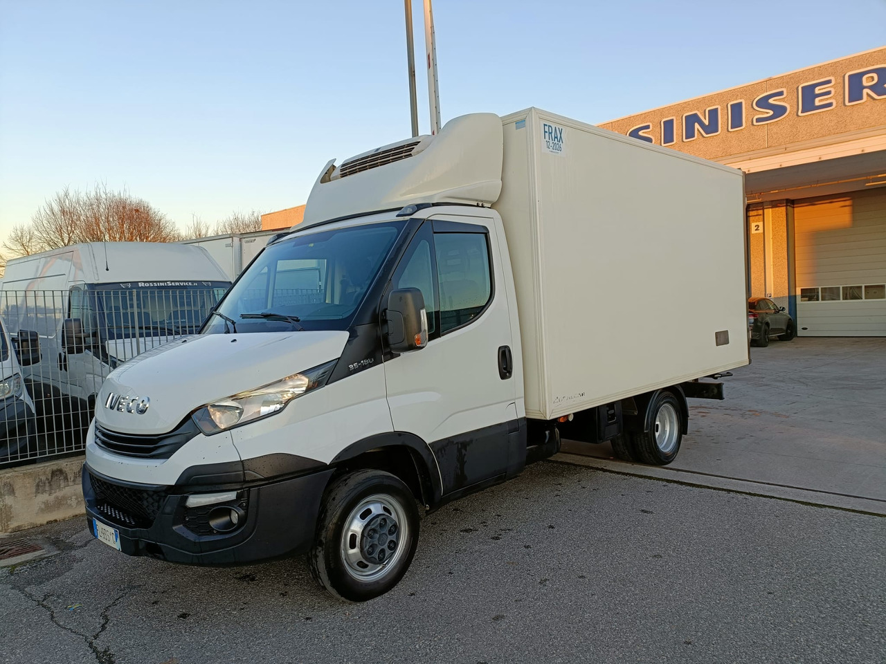 IVECO DAILY 35C18 FRIGO FRCX 3.0 - Van berpendingin: gambar 4 IVECO DAILY 35C18 FRIGO FRCX 3.0 - Van berpendingin: gambar 4
