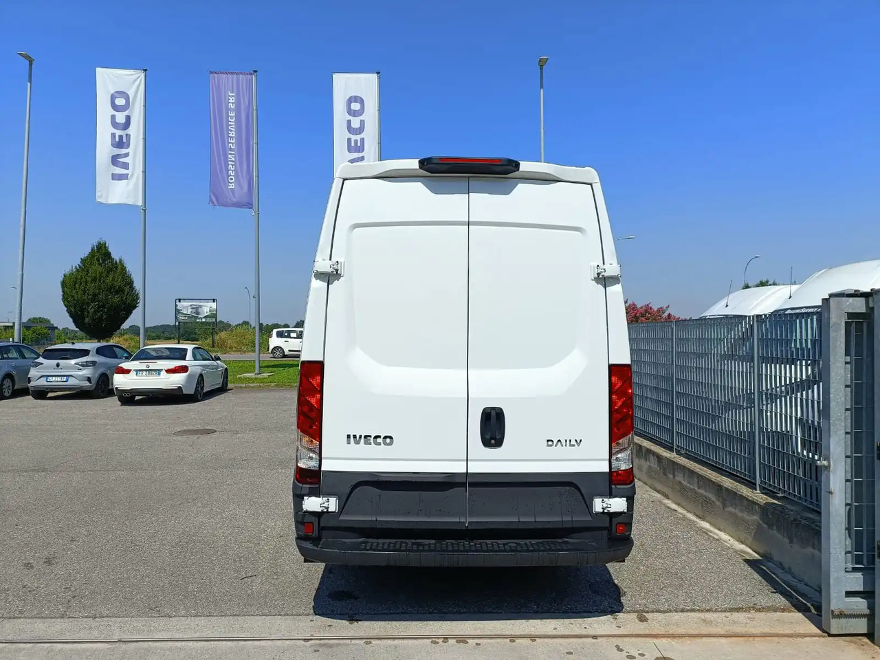 IVECO DAILY 35S14 L2H2 CNG METANO KM 0 - Van panel: gambar 3 IVECO DAILY 35S14 L2H2 CNG METANO KM 0 - Van panel: gambar 3