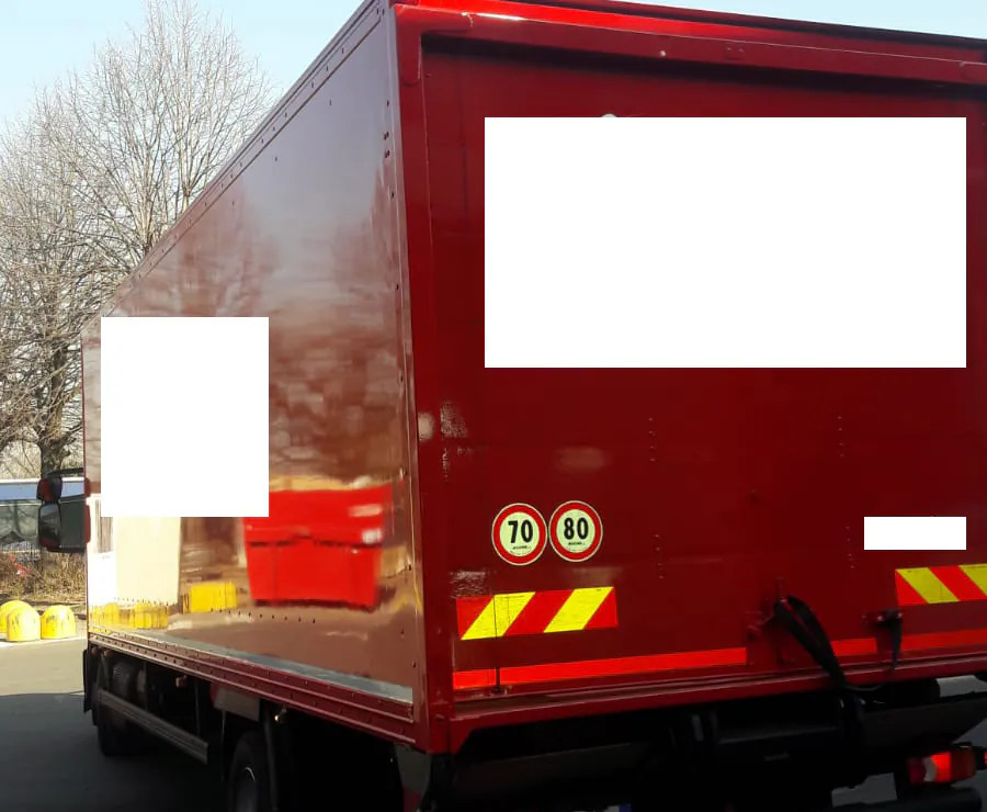 IVECO EUROCARGO 120E18 - Truk box: gambar 2 IVECO EUROCARGO 120E18 - Truk box: gambar 2