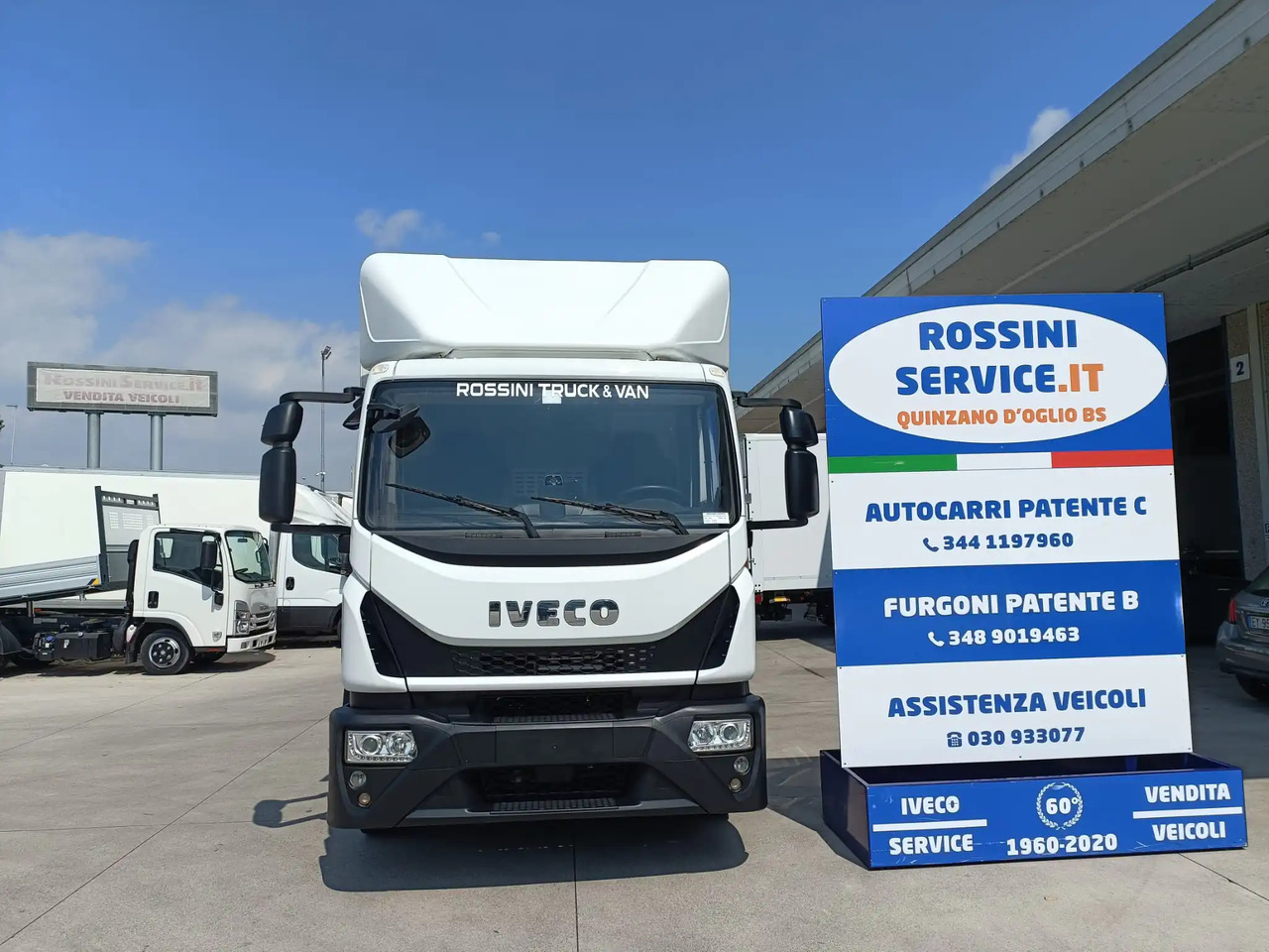 IVECO EUROCARGO 120E19P - Truk sasis: gambar 1 IVECO EUROCARGO 120E19P - Truk sasis: gambar 1