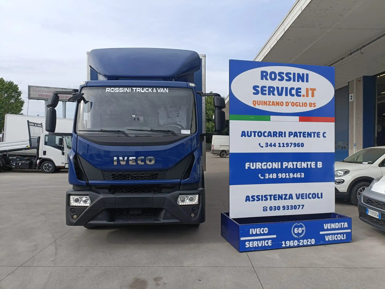 IVECO EUROCARGO 120E22P - Truk sasis: gambar 1 IVECO EUROCARGO 120E22P - Truk sasis: gambar 1
