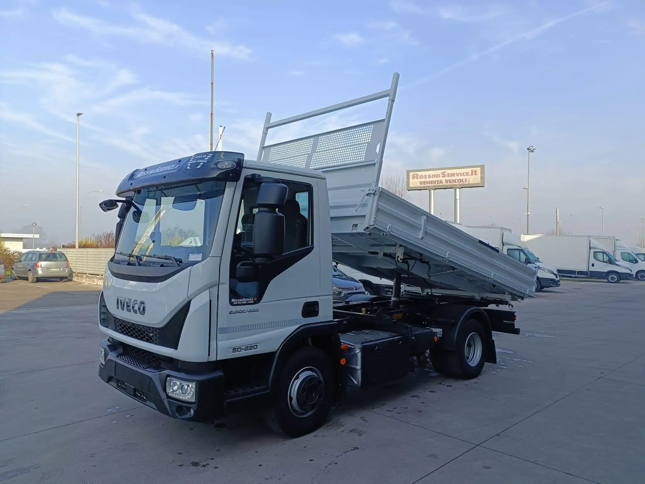 IVECO EUROCARGO 80E22K - Truk jungkit: gambar 3 IVECO EUROCARGO 80E22K - Truk jungkit: gambar 3