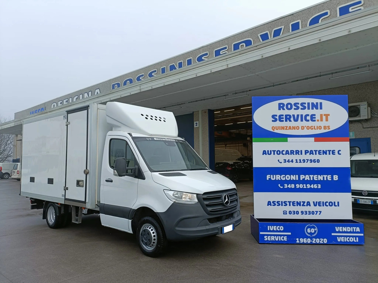 MERCEDES BENZ SPRINTER 415 150 CV - Van berpendingin: gambar 1 MERCEDES BENZ SPRINTER 415 150 CV - Van berpendingin: gambar 1