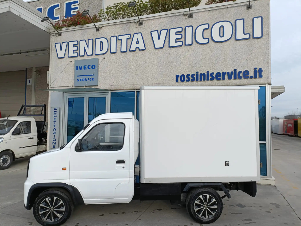 NEXTEM FURGONE BOX 100% ELETTRICO - Van box, Van listrik: gambar 5 NEXTEM FURGONE BOX 100% ELETTRICO - Van box, Van listrik: gambar 5