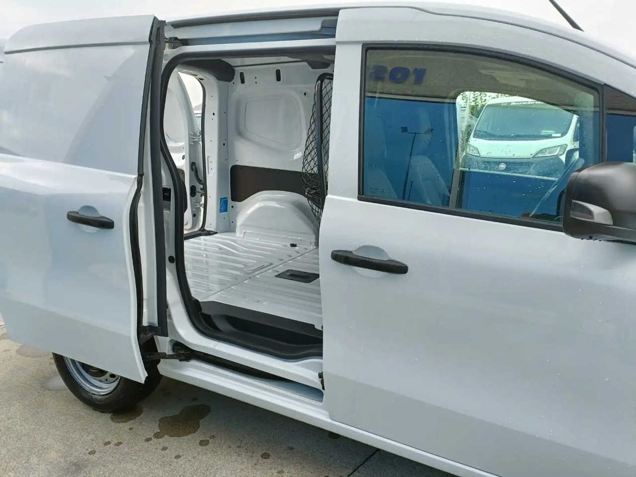 RENAULT KANGOO EV45 – 100% ELETTRICO - Van panel, Van listrik: gambar 2 RENAULT KANGOO EV45 – 100% ELETTRICO - Van panel, Van listrik: gambar 2