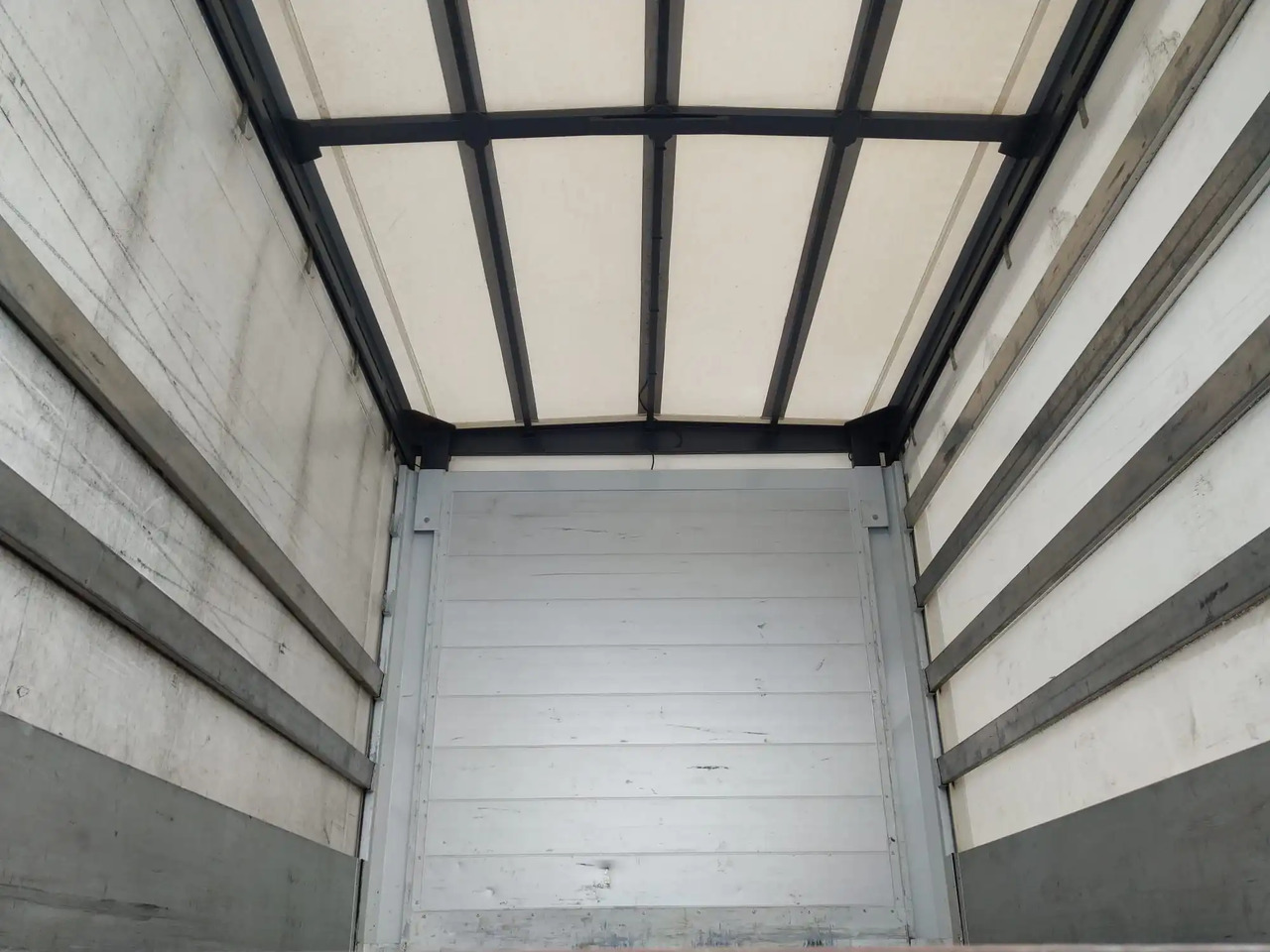 Van dengan terpal samping RENAULT MASTER L3XL T35: gambar 8