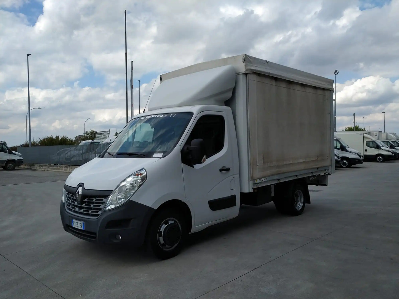 RENAULT MASTER L3XL T35 - Van dengan terpal samping: gambar 4 RENAULT MASTER L3XL T35 - Van dengan terpal samping: gambar 4
