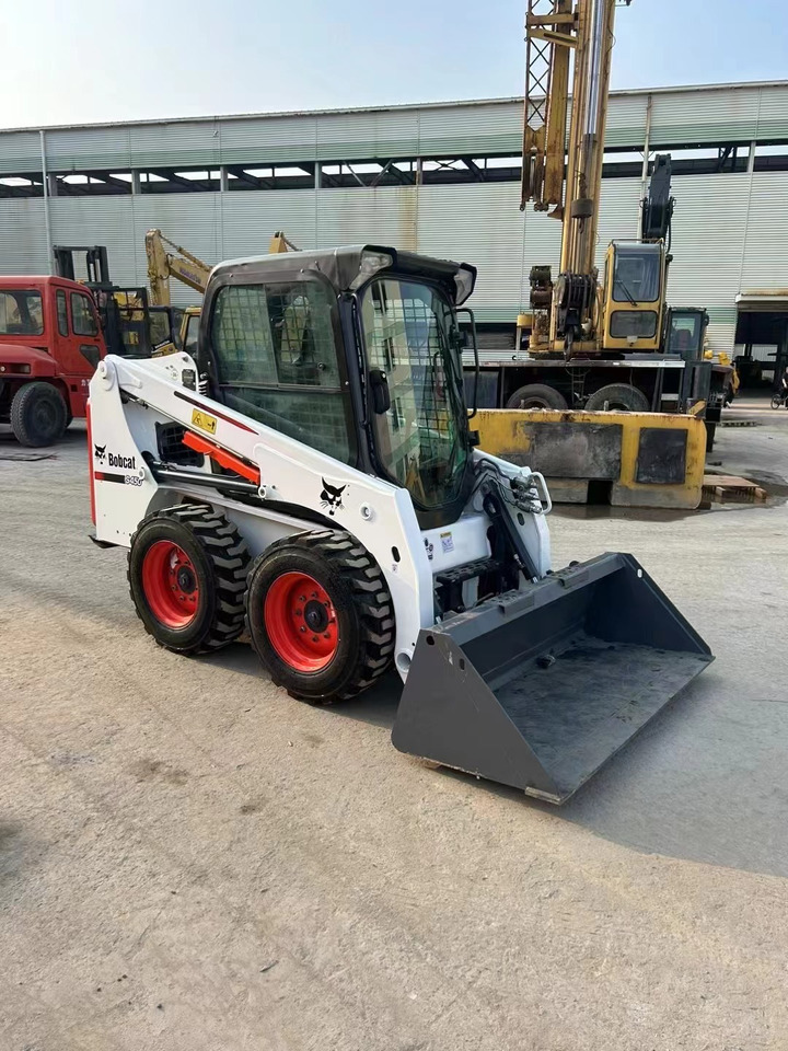 Bobcat S450 - Skid steer: gambar 3 Bobcat S450 - Skid steer: gambar 3