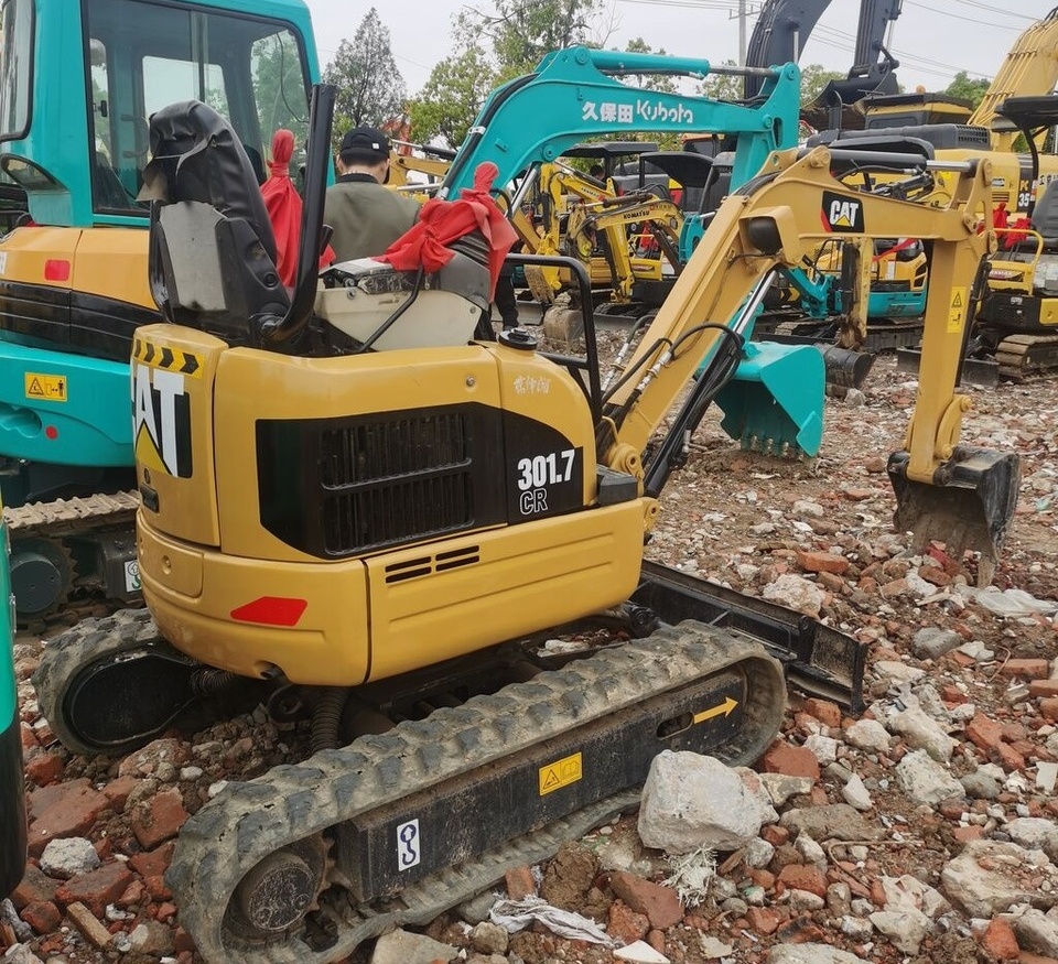 Caterpillar 301.7 - Ekskavator mini: gambar 5 Caterpillar 301.7 - Ekskavator mini: gambar 5