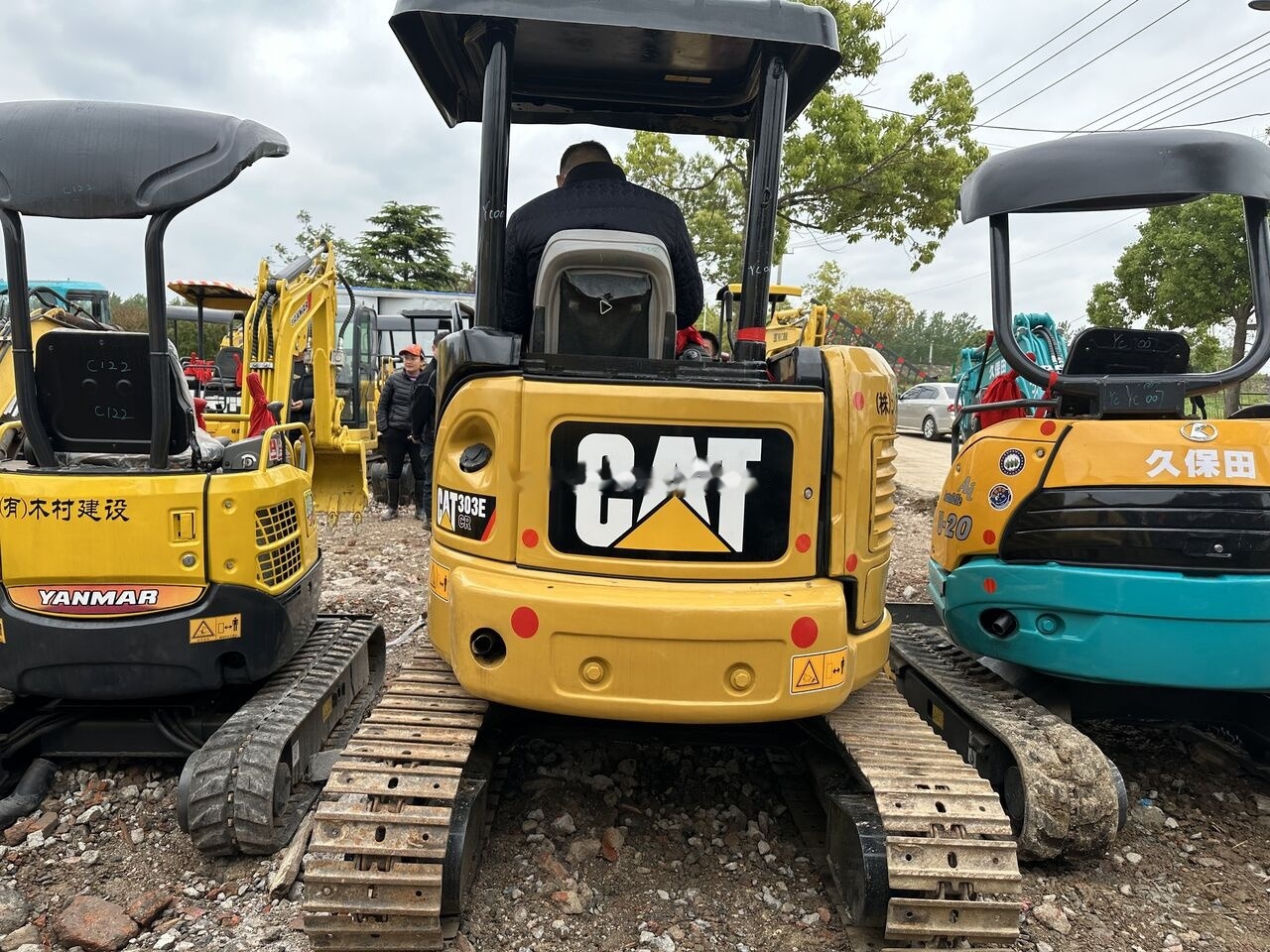 Caterpillar 303E - Ekskavator mini: gambar 3 Caterpillar 303E - Ekskavator mini: gambar 3