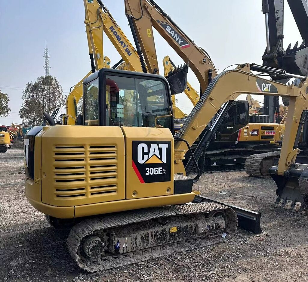 Caterpillar 306E - Ekskavator mini: gambar 2 Caterpillar 306E - Ekskavator mini: gambar 2